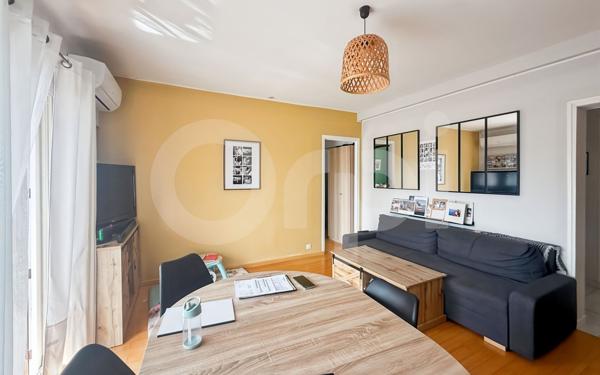 Appartement à louer    3 pièces • 57,39 m2 Hyères