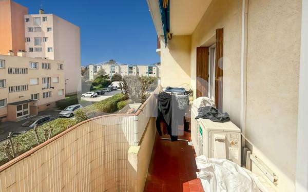Appartement à louer    3 pièces • 57,39 m2 Hyères