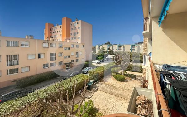 Appartement à louer    3 pièces • 57,39 m2 Hyères