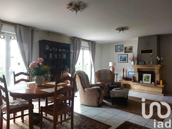 Maison à vendre 3 pièces 79 m² Saint-Seurin-sur-l'Isle