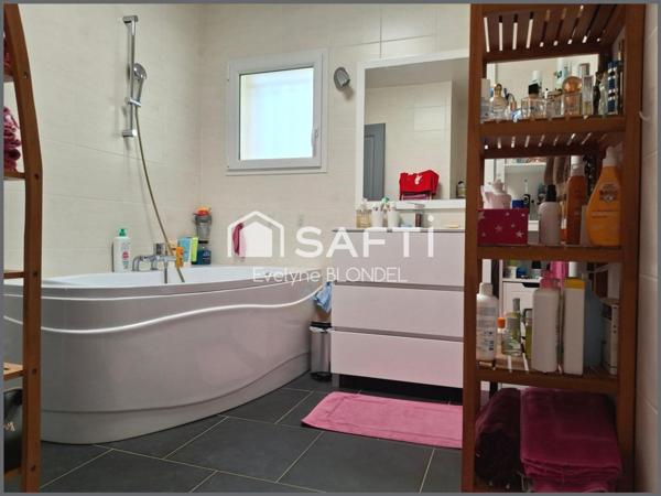 PAVILLON RECENT A BREUIL LE VERT