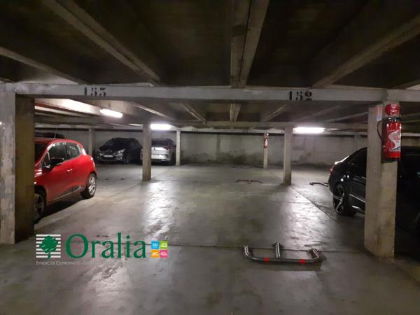 Parking · Location Dijon (21000)