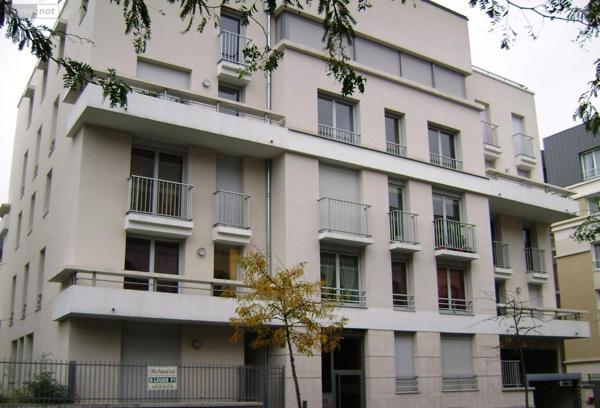 Appartement à louer à Reims dans la Marne (51100), ref : VES