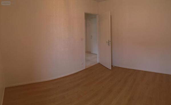 Appartement à louer à Reims dans la Marne (51100), ref : VES