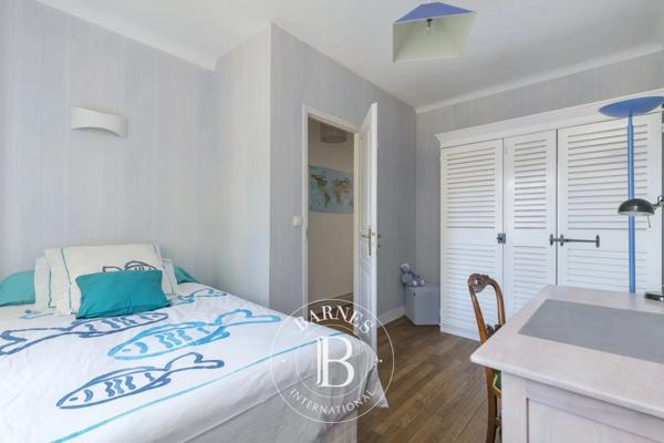 La Garenne-Colombes, Maison 6 Chambres -  180 m² à vendre