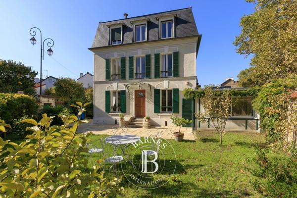 La Garenne-Colombes, Maison 6 Chambres -  180 m² à vendre