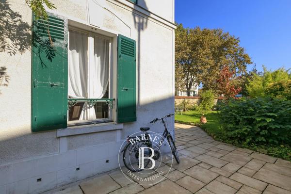 La Garenne-Colombes, Maison 6 Chambres -  180 m² à vendre