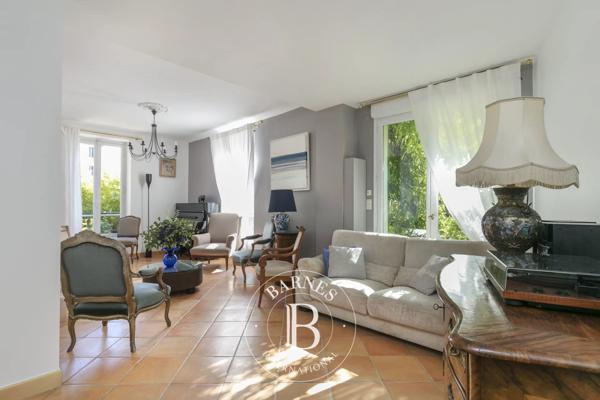La Garenne-Colombes, Maison 6 Chambres -  180 m² à vendre