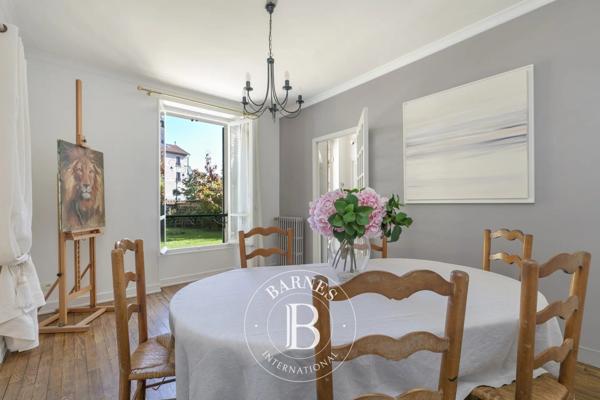 La Garenne-Colombes, Maison 6 Chambres -  180 m² à vendre