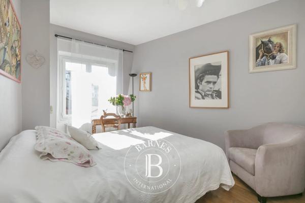 La Garenne-Colombes, Maison 6 Chambres -  180 m² à vendre