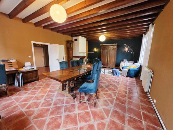 Maison 6 pièce(s) 5 chambre(s) 290 m²