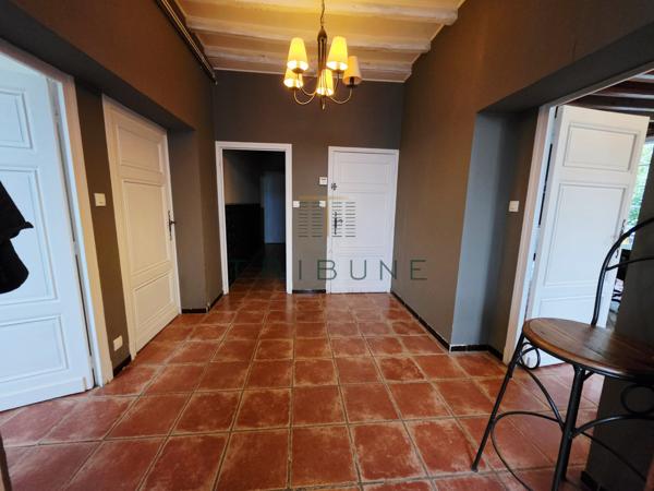 Maison 6 pièce(s) 5 chambre(s) 290 m²