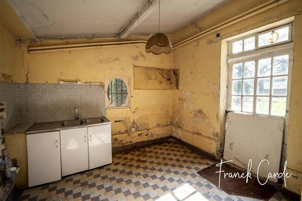 Maison de maître à restaurer en centre ville
