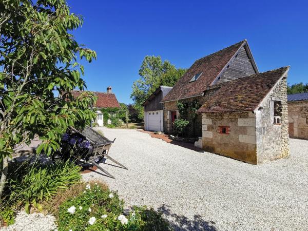 Longère rénovée avec gîte et dépendances