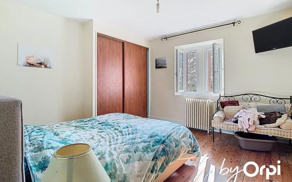 Maison à vendre    8 pièces • 213 m2 Arpheuilles-Saint-Priest