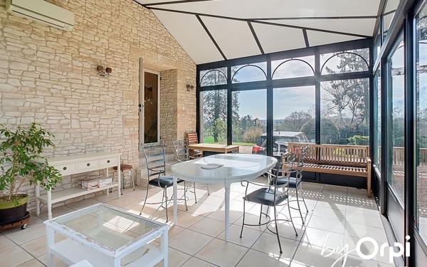 Maison à vendre    8 pièces • 213 m2 Arpheuilles-Saint-Priest