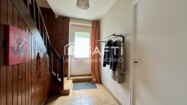 Maison en pierre – 2 chambres, bureau et grenier aménageable