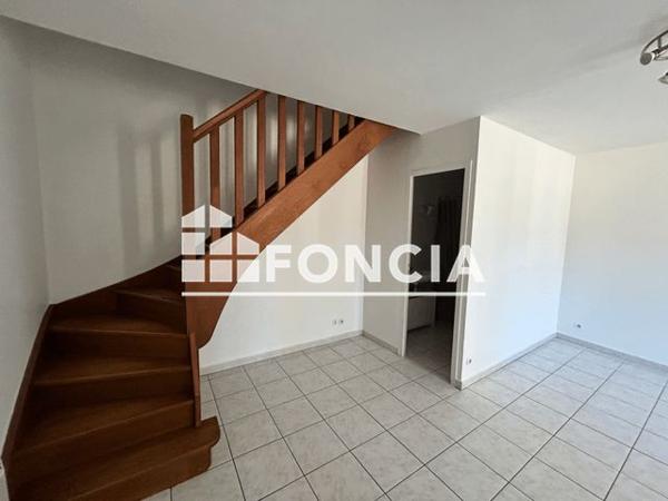 Location Maison 3 pièces 53.36 m² - 15 RUE DE LA REPUBLIQUE Manduel 30129