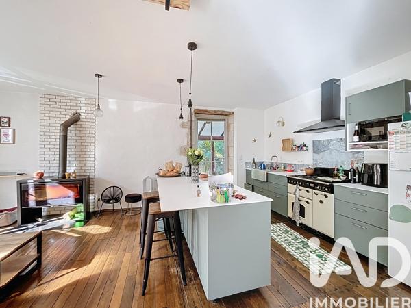 Maison à vendre 10 pièces 192 m² Coulonges-sur-l'Autize