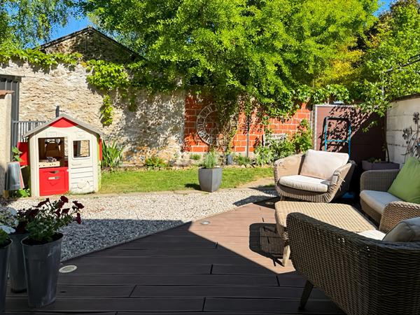 Vente
                Maison76 m² - 5 Pièces -
                    GRISY SUISNES (77166)