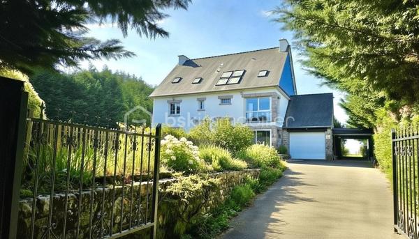 Bâtie sur les Grès Roses dominants d'Erquy, cette belle propriété de 2207 m2, extrêmement bien située, dans un environnement calme et privilégié, bénéficie d'une double exposition Vue Mer. L'une regardant au Sud vers la Baie, la seconde au Nord vers la Côte de Penthièvre.

Lumineuse, faite de grands volumes, cette maison familiale de 236 m2, a été rénovée avec soin. 
L'agencement des pièces réalisé pour permettre une bonne autonomie pour tous, les hautes performances énergétiques Dpe B liées au système de chauffage géothermique et le foyer de cheminée Aasgard optimisent le confort.
Elle se déploie sur 3 niveaux, favorisant les réceptions, tout comme la vie quotidienne. 108 m2 de pièces annexes offrent des espaces de rangements et de services adaptés aux exigences d'une propriété de standing, pour une superficie totale de 344 m2.  

Depuis le hall d’entrée où s'élance un très bel escalier tournant 4/4 menant aux deux autres niveaux de la maison, vous accédez à une grande pièce pouvant éventuellement devenir une salle de sport, ainsi qu’à un bureau, une cuisine aménagée, une salle d'eau, un wc, une buanderie, un garage et une cave à vins.

Le niveau de vie principal, d'une superficie de 132 m2, s'ouvre quant à lui à la hauteur des rochers de grès roses du terrain qui surplombe la baie. Il se compose d'une cuisine équipée, d'un bureau, d'un séjour-salon très lumineux avec cheminée. Cette pièce de 40 m2 se prolongeant sur une vaste véranda de 27 m2 et une terrasse vous permet en toute saison d'apprécier pleinement de la vue panoramique, les couchers de soleil, le charme du lieu. 
Une grande chambre de 17 m2 donne également sur ce paysage magnifique muni d’une porte en fer forgée blanche s’ouvrant sur ce décor. Une salle de bains, un dressing, un toilette avec lave-mains complète ce niveau.

Le troisième niveau propose 3 chambres, une salle d'eau, un wc, une petite cuisine, un bureau de 10 m2 environ qui peut éventuellement devenir une 5 ème chambres.

Les atouts de ce bien :

* Terrain 2207 m2 constructible - Zone UD

* Confortable - Paisible

* Autonomie fonctionnelle permettant d'accueillir famille, amis - Cuisine - Salle d'eau ou bains – WC à chaque niveau

* Maison sécurisée alarme - Portail ouverture automatisée - Interphone - Borne de chargement pour véhicules électriques

* Chauffage géothermie -  Cheminée Aasgard - Dpe B 

* Double accès - l'un vers le port et centre-ville, l'autre vers les plages de sables fin du Lourtuais – Portuais – Guen  

* Terrain piscinable exposé Sud - Dénivelé pouvant permettre une piscine à débordement

* 2 Abris jardin dont un suffisamment grand pour faire un second garage – Serre 

* Proche plages et site naturel du Cap d’Erquy - du Sentier côtiers GR 34 - du Terrain de Tennis – de la Station balnéaire & du Terrain de Golf de Pléneuf-Val-André, l'un des plus beaux parcours de France

Pour visiter cette belle maison prenez dès à présent votre rendez-vous. 
Marie-Thérèse VALLADON - Tel 07 49 72 89 43 - 22800 Quintin 
Disponible du lundi au samedi de 9 heures à 19 heures. 

--