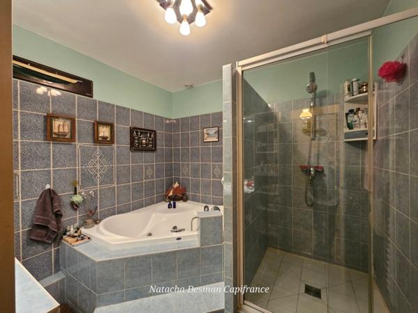 Maison de plain-pied type 3, avec piscine, Eysines,