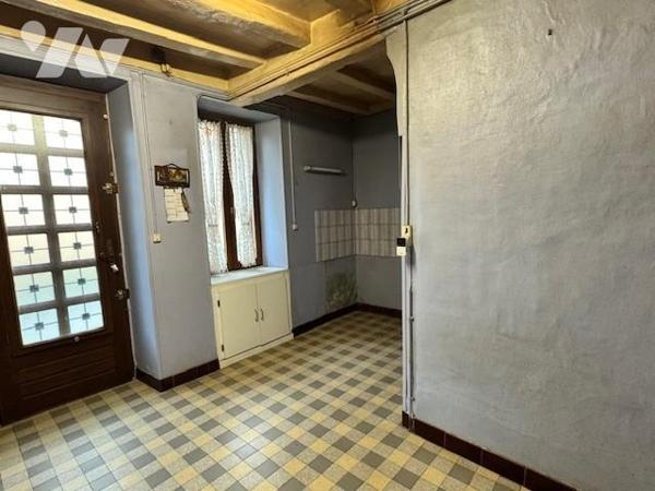 MAISON ANCIENNE A RESTAURER 