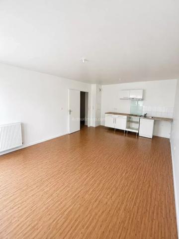 Vente                                                      Appartement
                        
                     2 pièces                      45 m2                     à Pierrefitte-sur-Seine
