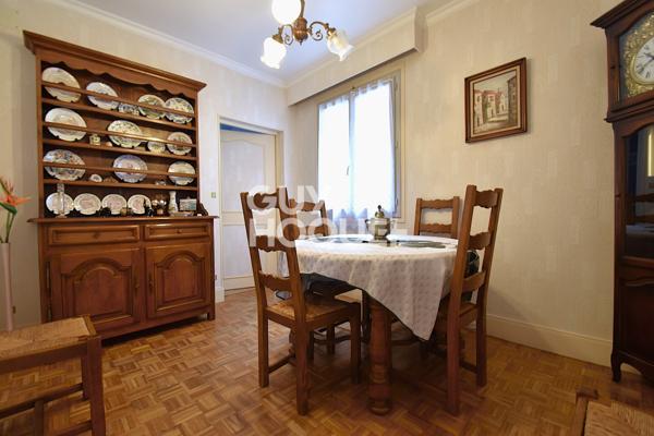 VIAGER Maison à vendre en viager 3 chambres 142 m²