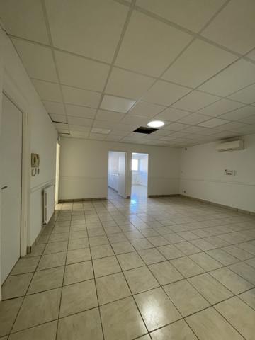 SAINTES CENTRE VILLE RIVE DROITE