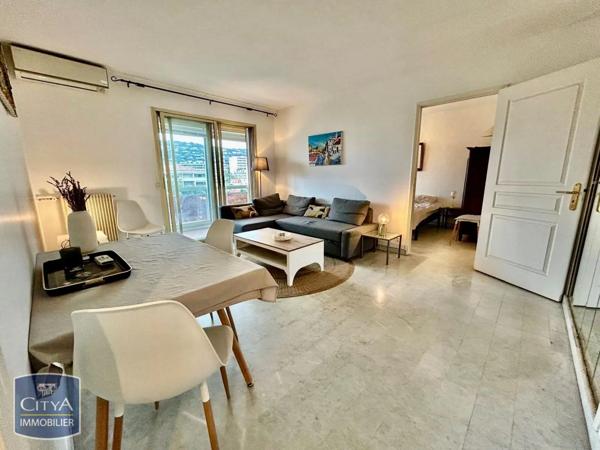 Appartement à louer 2 pièces 42.59m² Cannes (06400)
