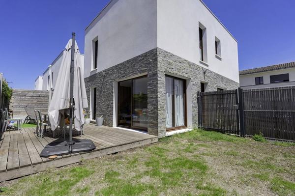 Maison moderne 4 chambres à Mérignac, 110 m²