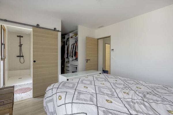 Maison moderne 4 chambres à Mérignac, 110 m²