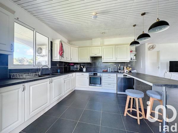 Appartement 3 pièces de 122 m² à Le Lamentin (97232)