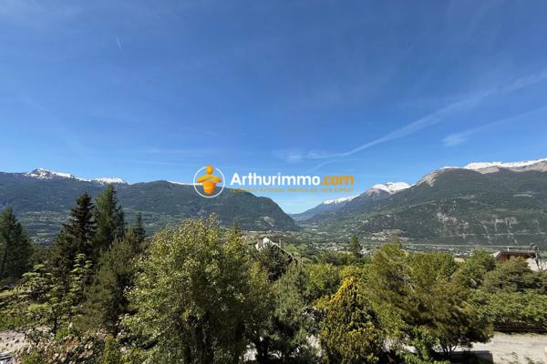 Vente                                                      Maison
                        
                     5 pièces                      122 m2                     à Eygliers