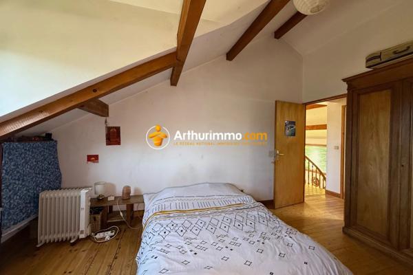Vente                                                      Maison
                        
                     5 pièces                      122 m2                     à Eygliers