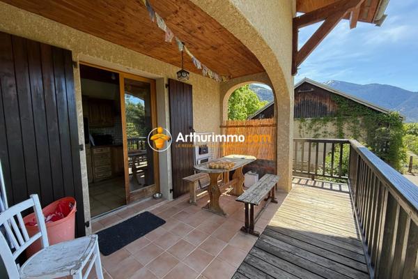Vente                                                      Maison
                        
                     5 pièces                      122 m2                     à Eygliers