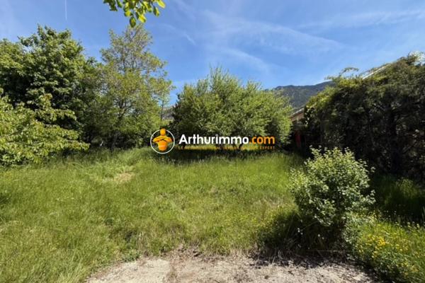 Vente                                                      Maison
                        
                     5 pièces                      122 m2                     à Eygliers