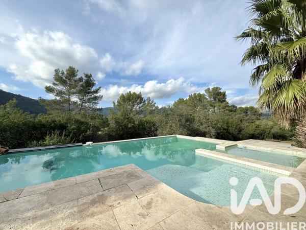 Maison à vendre 6 pièces 150 m² Solliès-Toucas