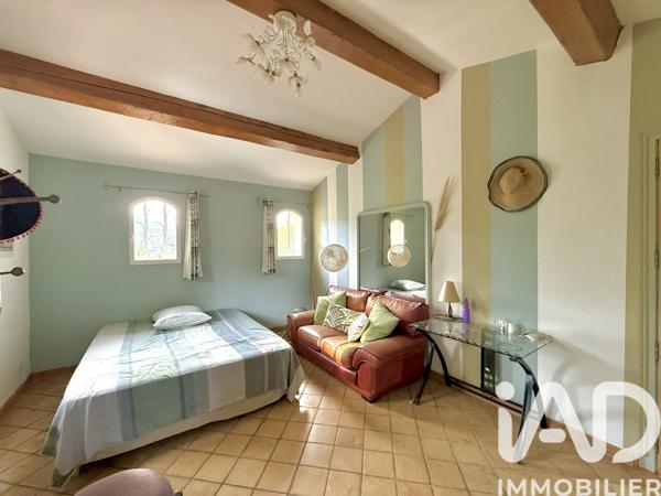 Maison à vendre 6 pièces 150 m² Solliès-Toucas