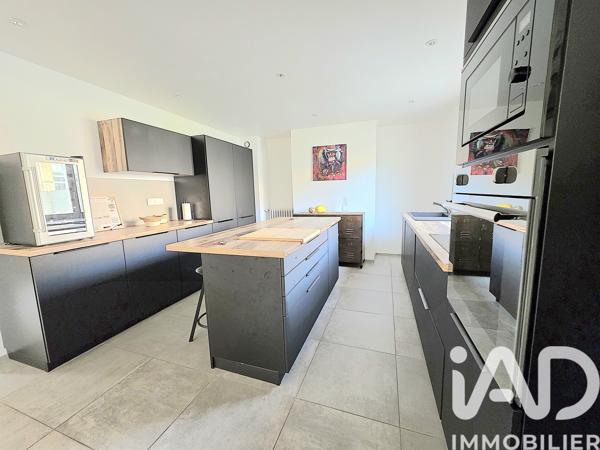 Maison à vendre 6 pièces 150 m² Sainte-Savine