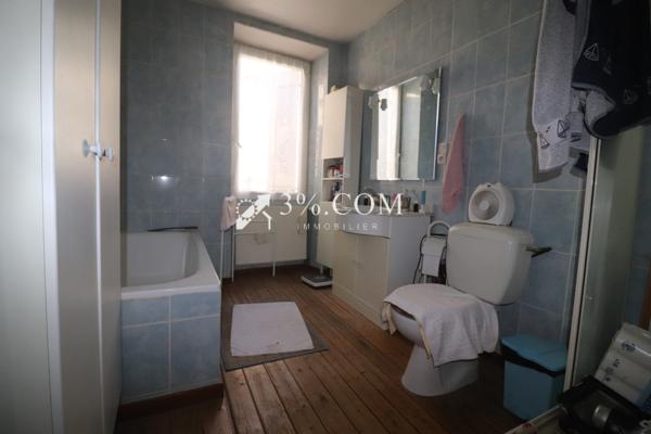 Maison de village 84 m2 avec terrain non attenant de 978 m2 Soyons (07130)