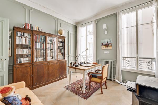 Appartement F5 à vendre  5 pièces - 89 m2 PARIS - 75007