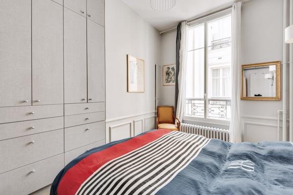 Appartement F5 à vendre  5 pièces - 89 m2 PARIS - 75007