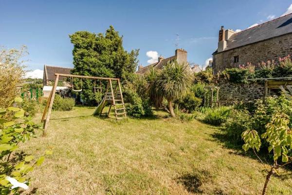 Maison à vendre 281 430 € Douarnenez 9 p 190 m² DPE C