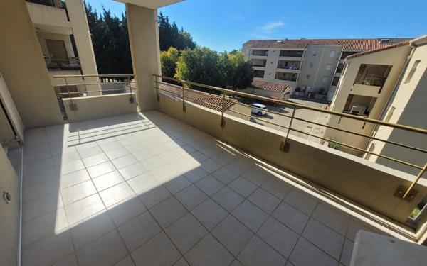 Appartement à vendre    3 pièces • 66,23 m2 Avignon