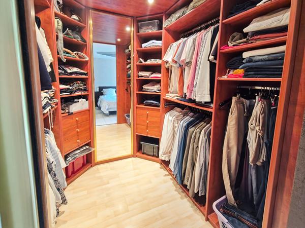 Magnifique propriété de 184 m² avec sous-sol total