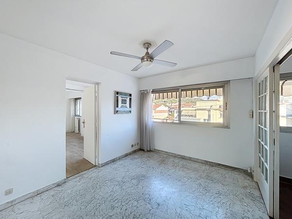 Grand 2 pièces - Bas Carnot - 2 caves - 1 stationnement