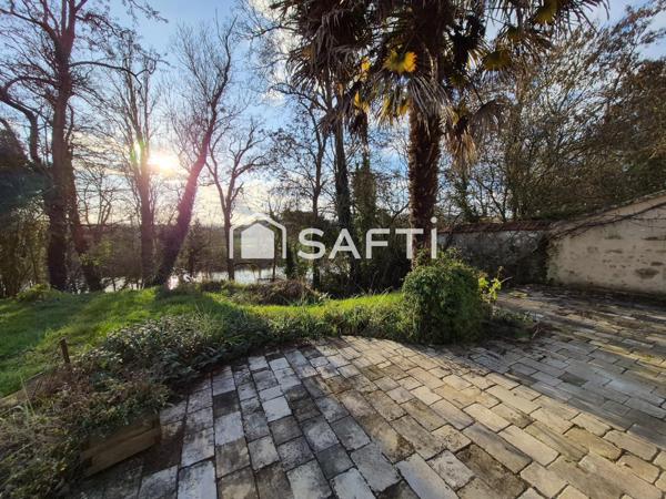 MAISON MAITRE 5ch +Rivière +Jardin +65m² à rénover