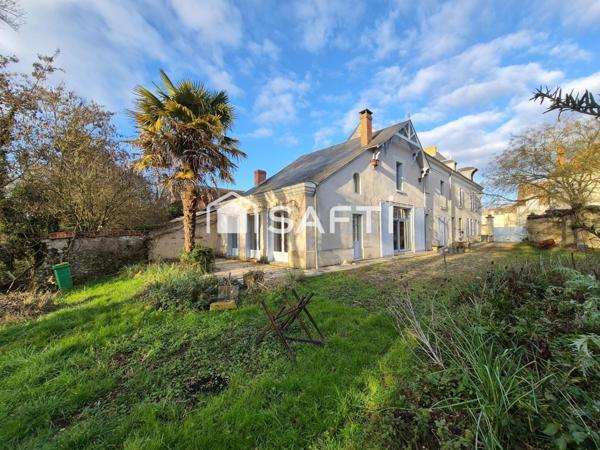 MAISON MAITRE 5ch +Rivière +Jardin +65m² à rénover